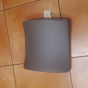 NWOT Goodyear Lumbar Support Memory Foam Mesh Cushion